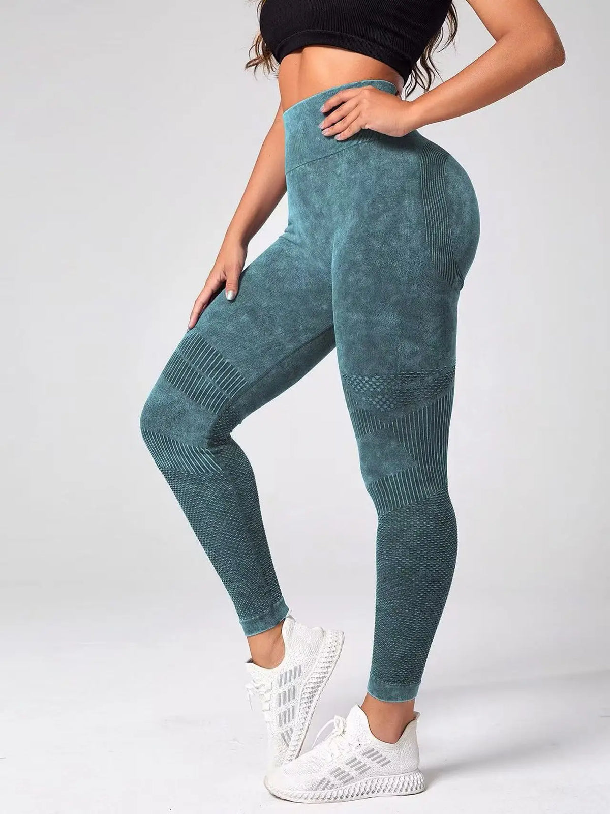 NUDDA Lift · Leggings push-up scrunch sin costuras